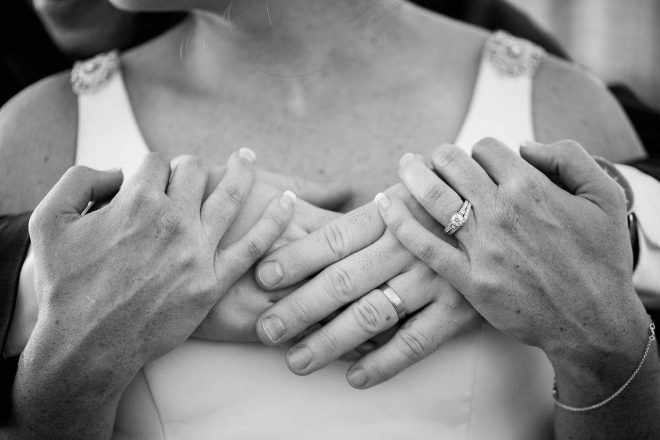 Ako sa ženy nechtiac zmenia, keď sa snažia byť „dokonalou partnerkou“